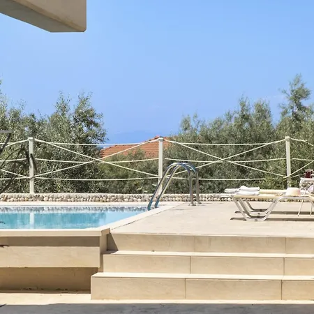 Apartment Oceanida Kimw Nikiana